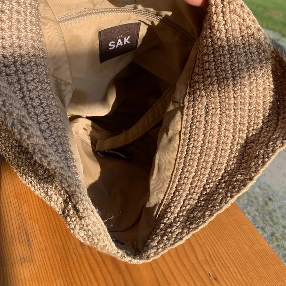 Classics The Sac Hobo Crochet Bag in cream color - Picture 4 of 10